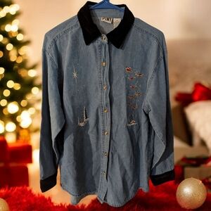 Vintage Womens Size M Shirt Denim Jean Chambray Christmas Embroidered Button Up